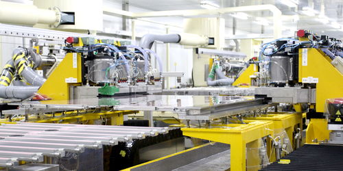 東旭集團 發(fā)展新質生產力 煉就顯示強國新動能